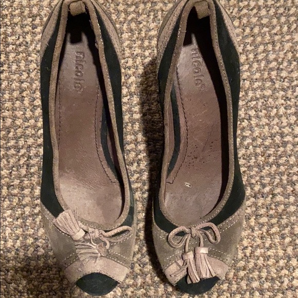 Black open toe wedges - Picture 2 of 2